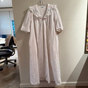 Vintage Sara Beth Full Length Cotton Robe M/L
